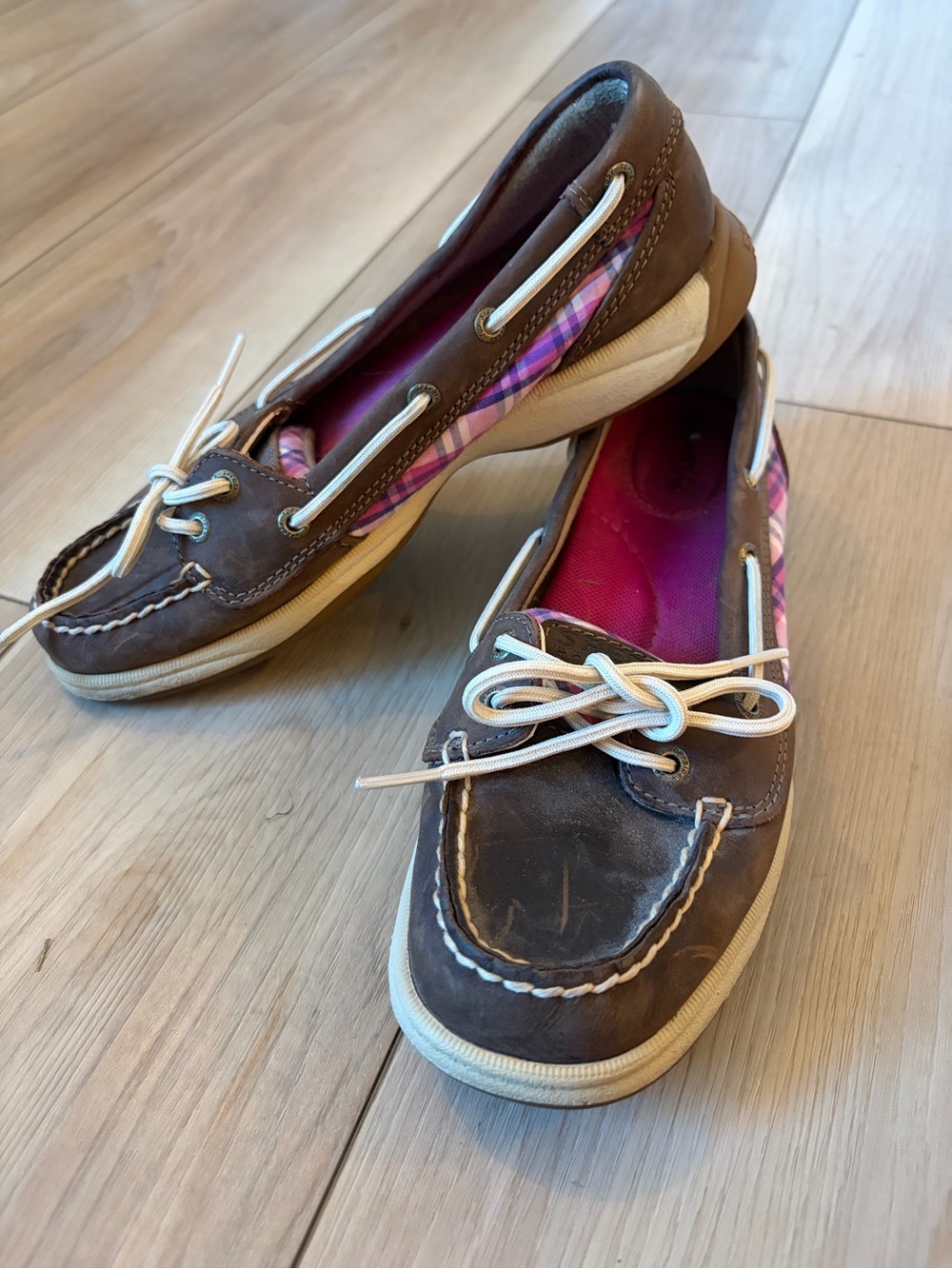 Sperry Angelfish Chocolate Brown Pink Plaid Boat Shoes- 6 1/2